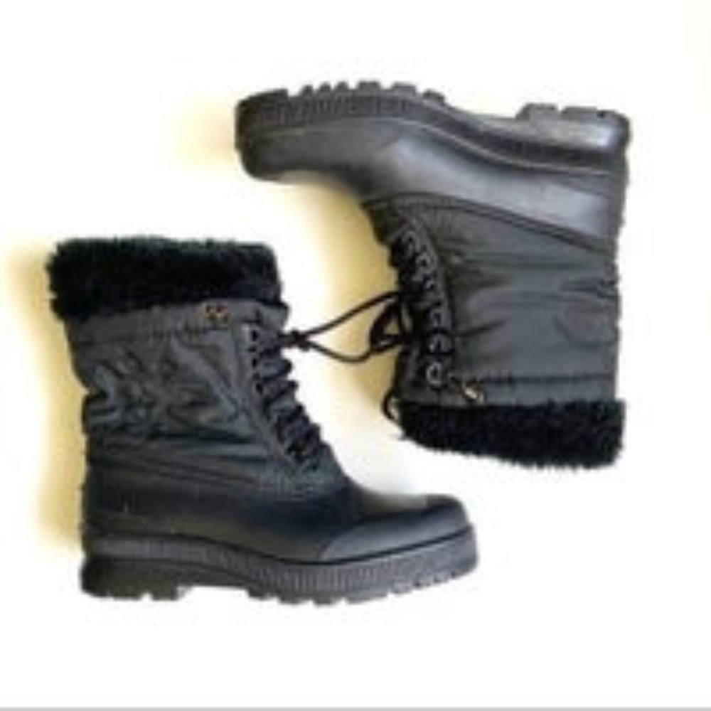 Sorel Winter Boots Size 7 Black Faux Fur Trim Lace Up
